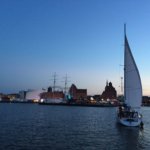 Stralsund am Abend vom Wasser aus